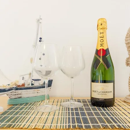 Luxury Air-conditioned 12 Beds Torre Cesarea * Porto Cesareo